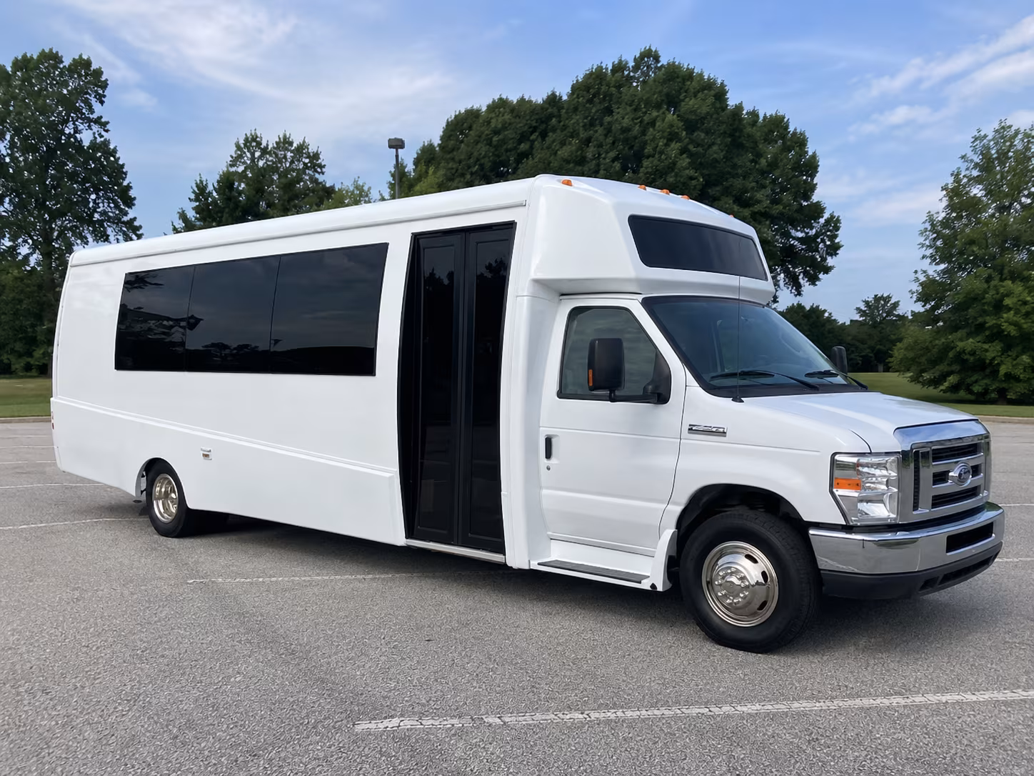 baldwin park 18 passenger party bus