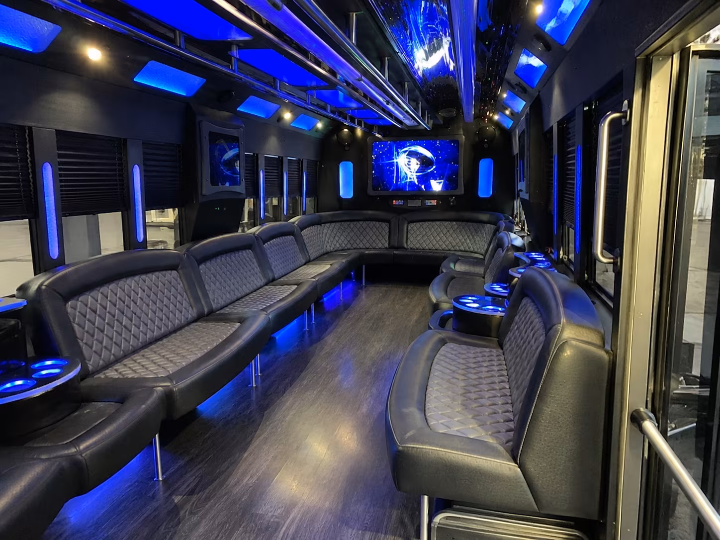 baldwin park 28 passenger party bus interior
